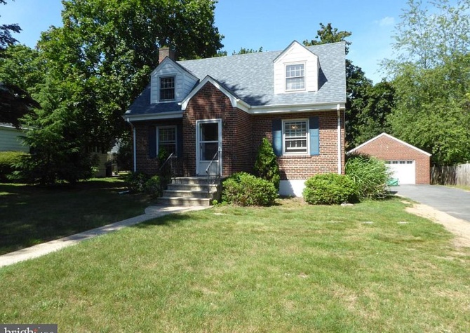 Houses Near Great rental home in desirable West Windsor!