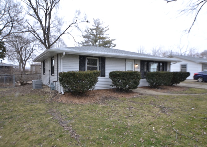 Houses Near Open House: 2/26 @ 4:30 pm & 2/29 @ 8:30 am