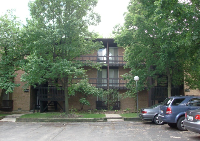 Houses Near Lovely 1 Bed / 1 Bath condo unit in Four Lakes! 