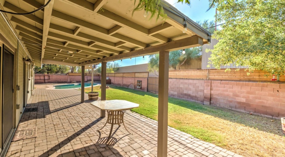 STUNNING REMODELED 4 BEDROOM/2 BATHROOM TEMPE HOME ON CUL-DE-SAC LOT WITH POOL