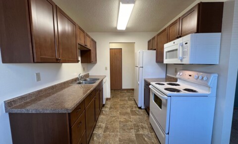 Apartments Near NDSU 1422 32nd for North Dakota State University Students in Fargo, ND