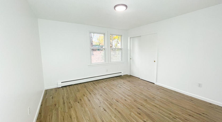 Beautifully Renovated 3 bedroom Apartment in Wallingford!