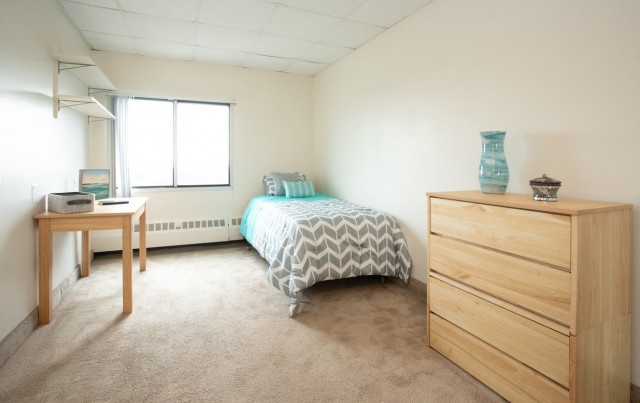 Cheap Sublet at University Towers Apartments!
