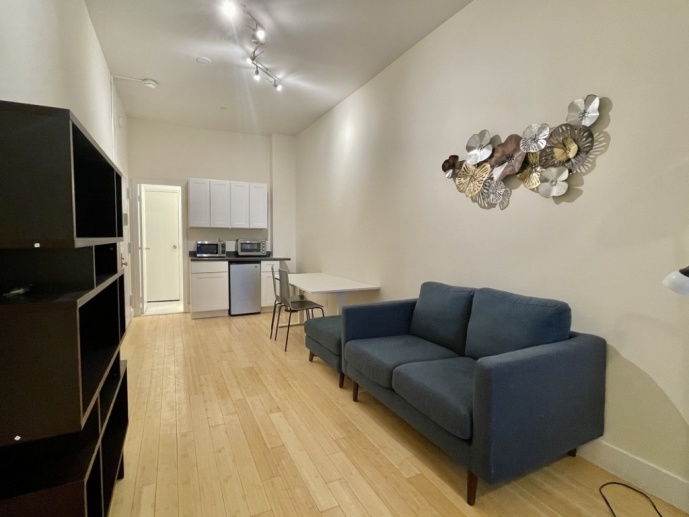 Room for Sublet  Lawrence