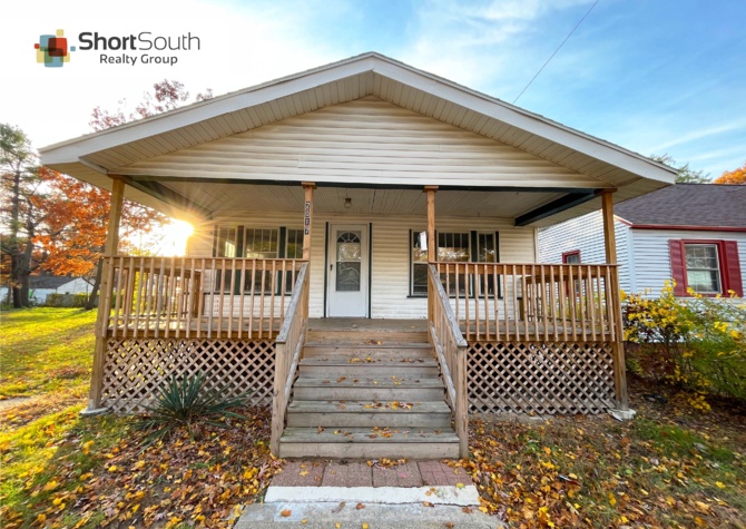 Houses Near 3 Bed 2 Bath Spacious Home For-Rent in Muskegon Heights off 7th St