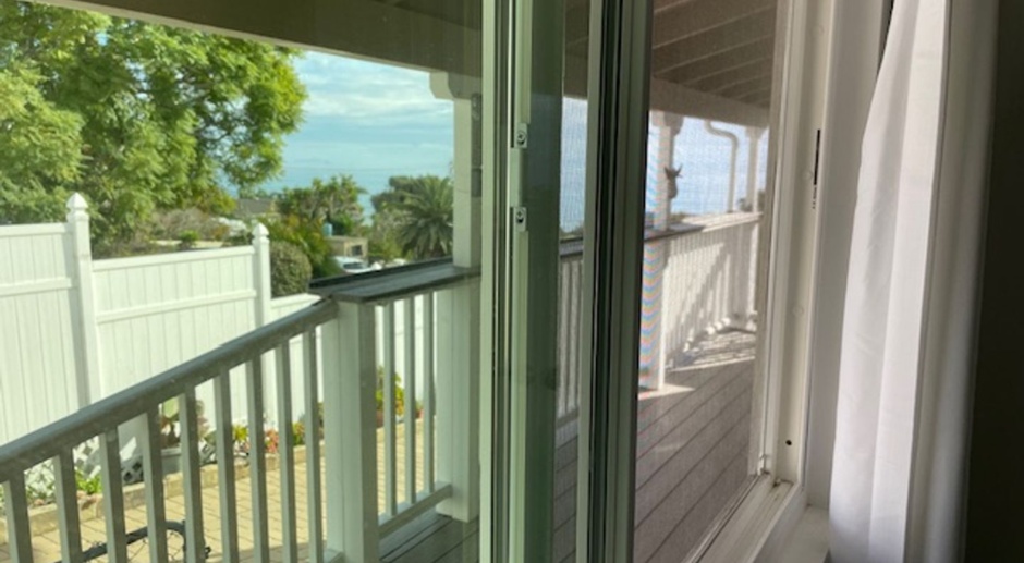 Amazing views in Summerland-Short term rental-Fully Furnished-All Utilities included 