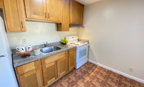 Apartments Near Cal State East Bay Pulaski Dr. 32502 for California State University-East Bay Students in Hayward, CA