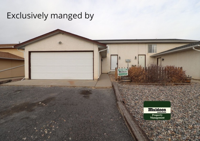 Houses Near Pet Friendly, Pueblo West Coming Soon! - Newer Carpet and Paint!