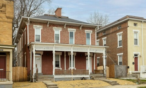 Apartments Near Ohio State Clark Pl  60-64 MLR for Ohio State University Students in Columbus, OH