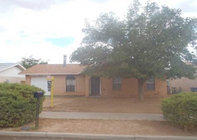 Houses Near Northeast El Paso 3 Bed Refrig A/C