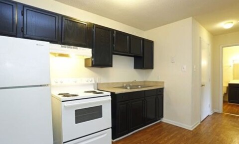 Apartments Near UNC Rolling Hills for University of North Carolina Students in Chapel Hill, NC
