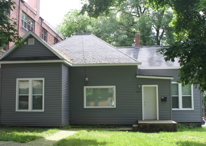Houses Near 620 NE Maple Street