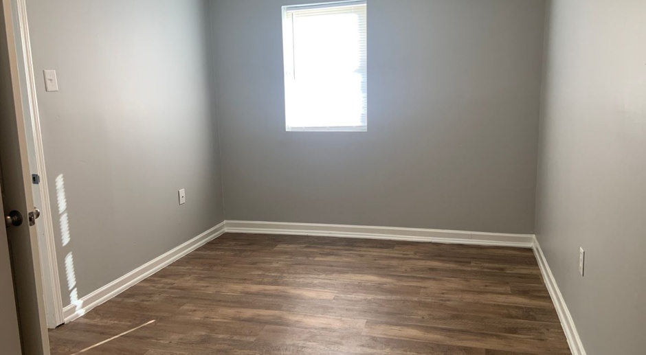 Newly Renovated One Bedroom Duplex