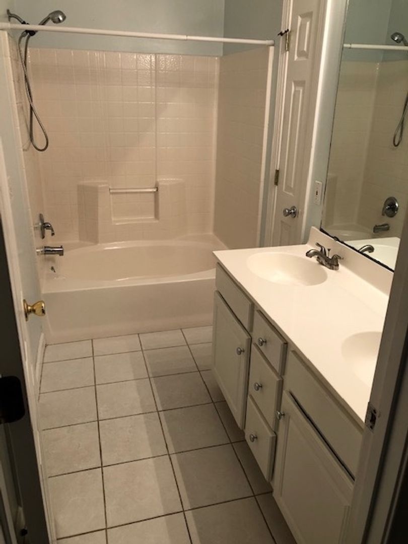 3 Bedroom, 2.5 Bathroom Rental Available Near UNCW! 