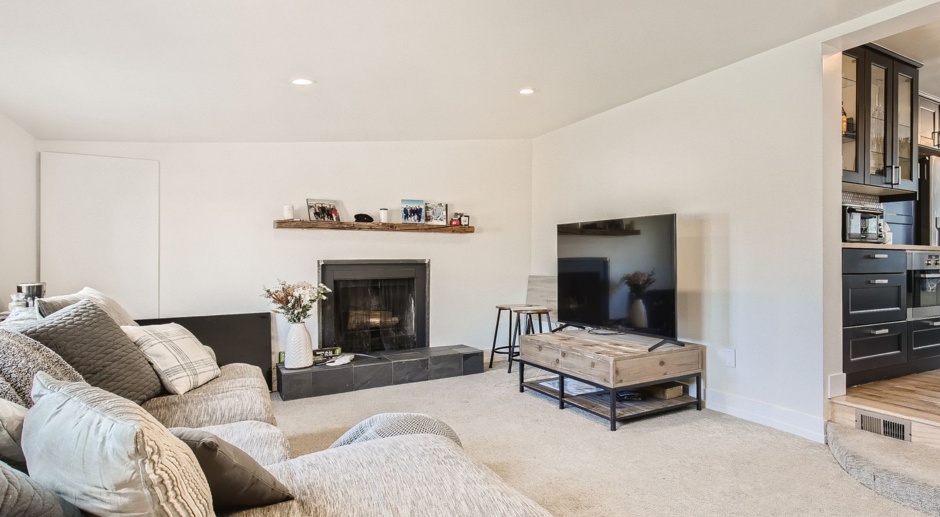 Updated 3BD/ 2BA home in Denver, CO! Available 5/1- HALF OFF FIRST MONTHS RENT 