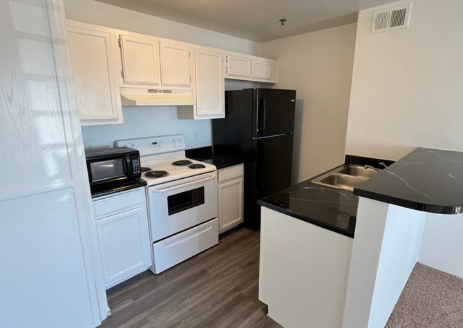 Apartments Near 1 Bedroom 1 Bathroom Condo unit Near Las Vegas Strip! $250 off 1st Month Rent!