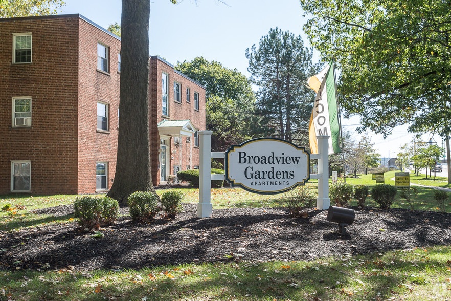 Broadview Gardens Apartments