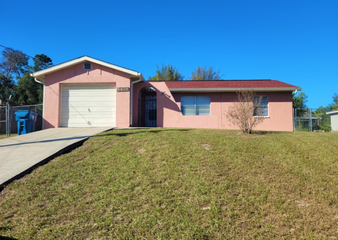 Houses Near 2/2/1 Located In Spring Hill, FL! 