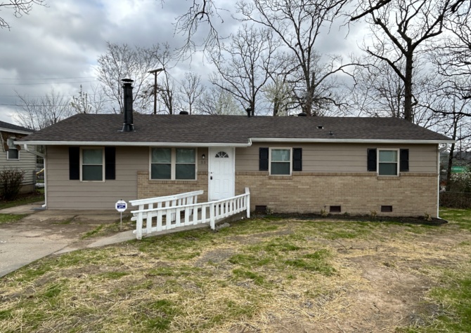 Houses Near 55 Oakview Dr. North Little Rock AR 72118