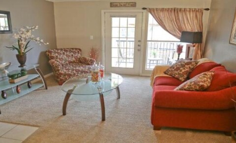 Apartments Near UIW 5055 Von Scheele Drive for University of the Incarnate Word Students in San Antonio, TX