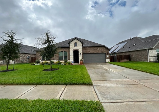 Houses Near FANTASTIC NEW HOME READY TO LEASE! Features 4 Beds and 3 Baths!