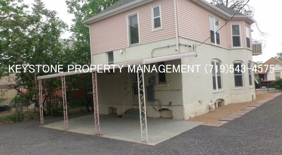Spacious, 3 Bed/1 Bath Unit - 2nd Floor of Duplex $1,200/$1,200  ALL UTILITIES INCLUDED!