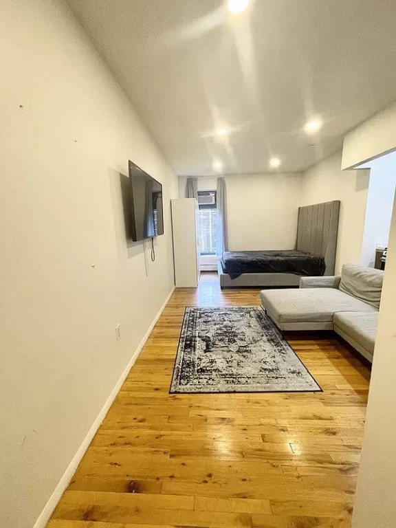 Awesome,  Room minutes walk from Campus