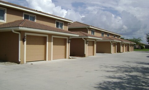 Apartments Near Rasmussen College-Fort Myers 3430 Santa Barbara for Rasmussen College-Fort Myers Students in Fort Myers, FL
