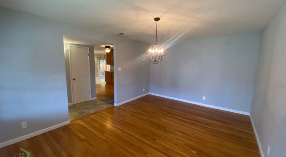$3,895- Blossom Valley 3 Bd/2 Ba - Remodeled home with Air Conditioning