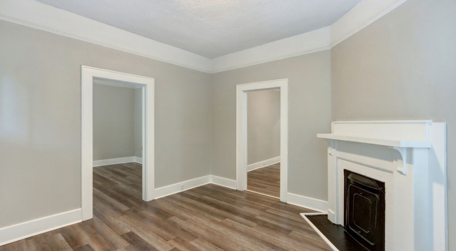 Newly Renovated 2BR/1BA Home In Downtown Savannah