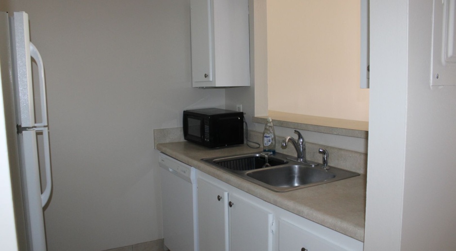 Cozy 1 bed 1 bath condo close to downtown fort myers
