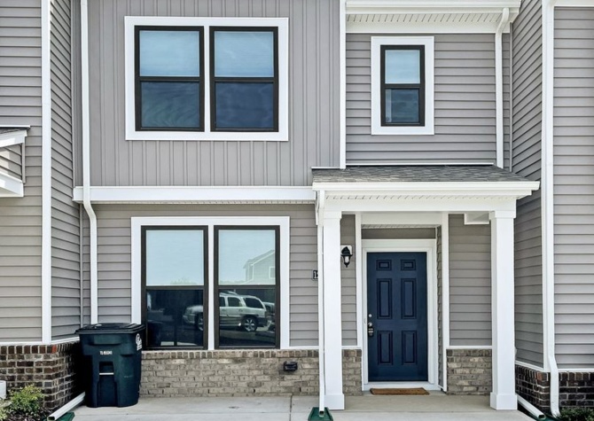 Houses Near HALF-OFF APPLICATION FEES! Stunning 3 Bedroom 2.5 Bath Townhome in Midlothian!