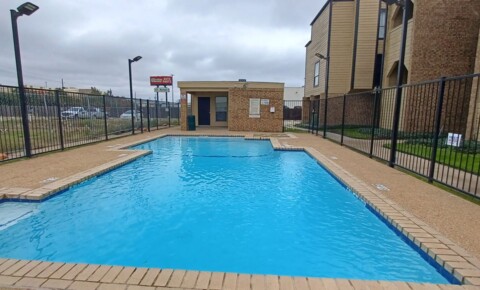 Apartments Near Irving 1 Bedroom 1 Bath Condo Near I-35 & 635 for Irving Students in Irving, TX
