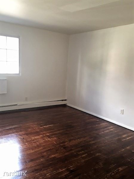 Renovated 2 Bedroom Apartment in Garden Complex - Terrace - Water Views - H/HW/G - Yonkers