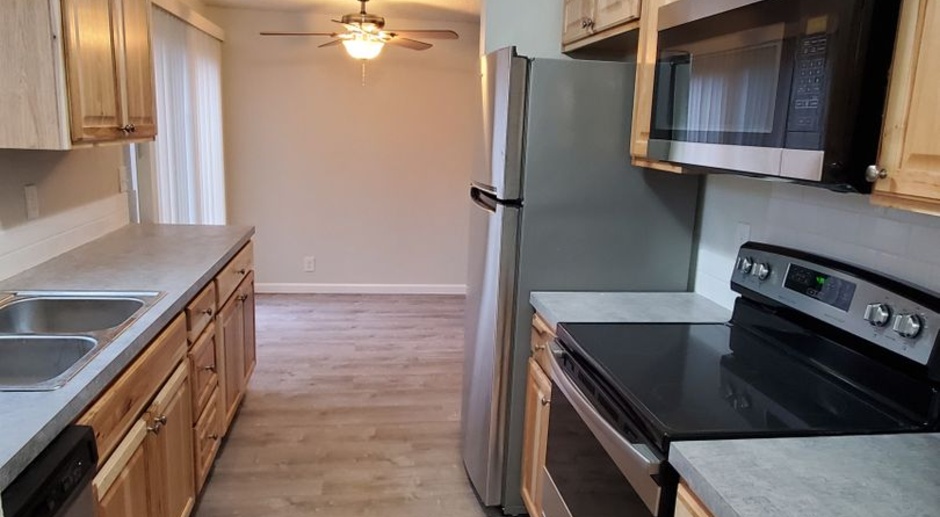 Fully Remodeled 3 Bedroom Townhome! 